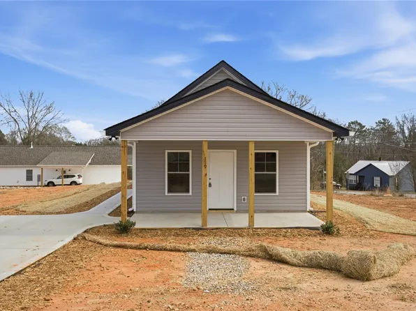 119 Riley St, Westminster, SC 29693