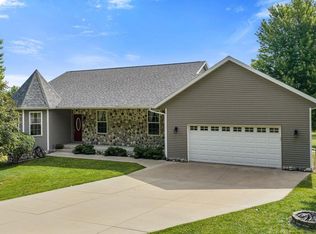 W10180 Tesser Trail, Portage, WI 53901
