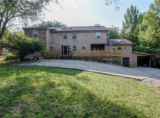 2128 James Downey Rd, Independence, MO 64057