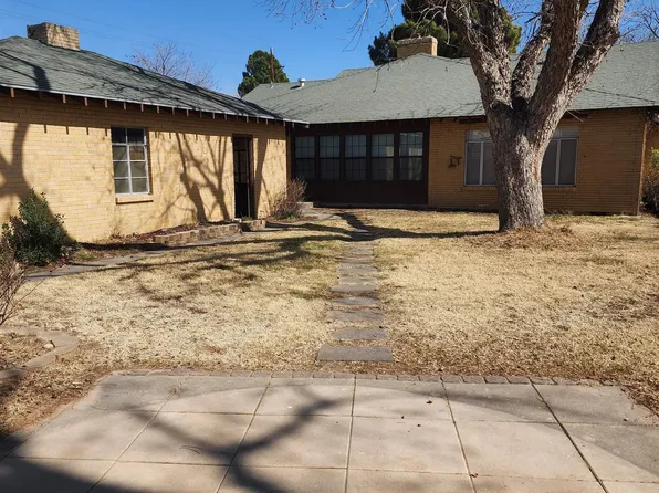 925 N Alameda St, Carlsbad, NM 88220