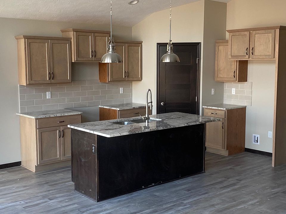 2nd image of 290 240th Ave #291