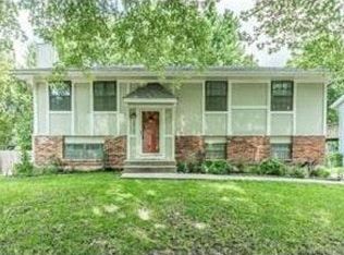 16510 W 149th Ter, Olathe, KS 66062