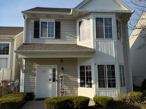 622 Hidden Creek Ln #622, North Aurora, IL 60542
