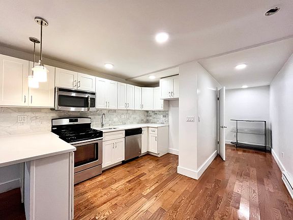 2nd image of 423 W 154th St APT 1