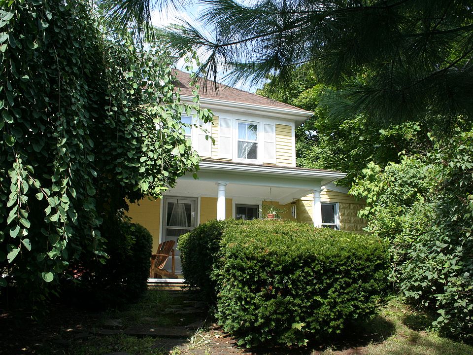 Front of house/private porch