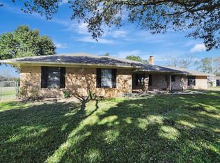 1523 E Morris St, Madisonville, TX 77864