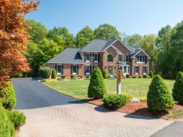 12 Ballard Road, Pelham, NH 03076