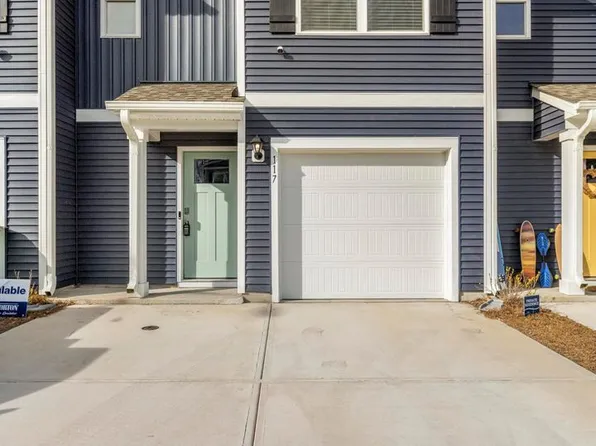 117 S Grassland Rd, Surf City, NC
