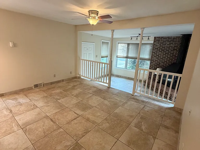 1206 Oak Ave — Photo 5