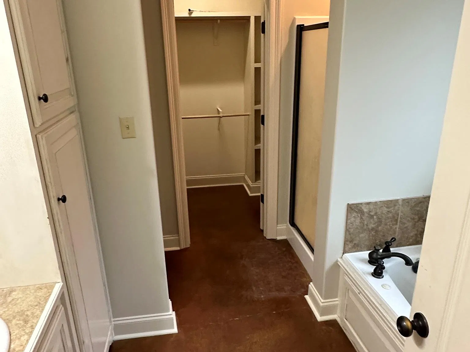 3 bed, 1428 sqft, $1,800 — Photo 3