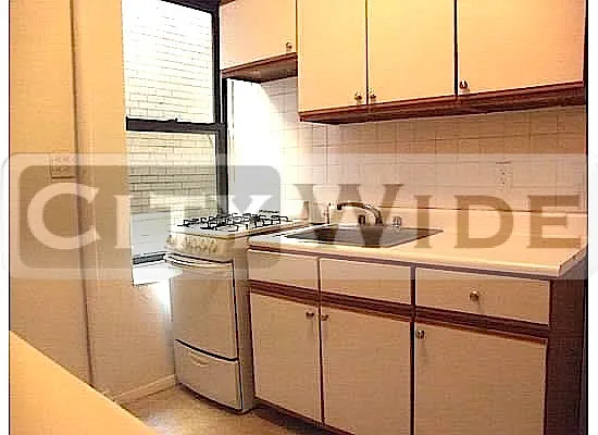 Rented by City Wide Apartments | media 16