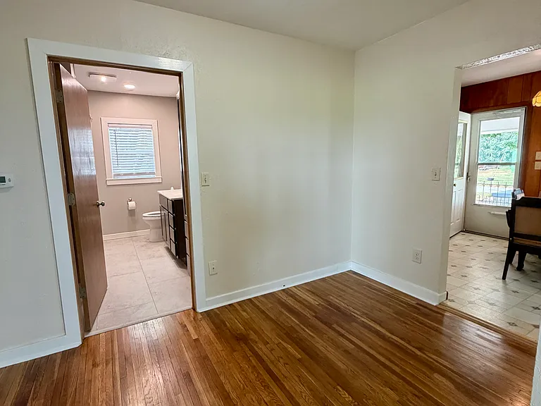 10116 W 250 N — Photo 16