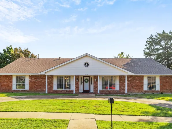 2005 Westshore Dr, Garland, TX 75043