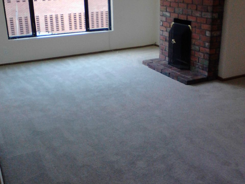 Spacious living room
