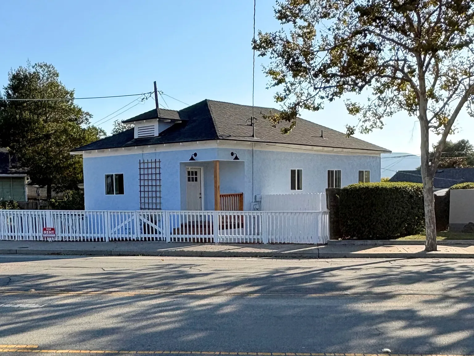 4 bed, 1000 sqft, $4,400 — Photo 1