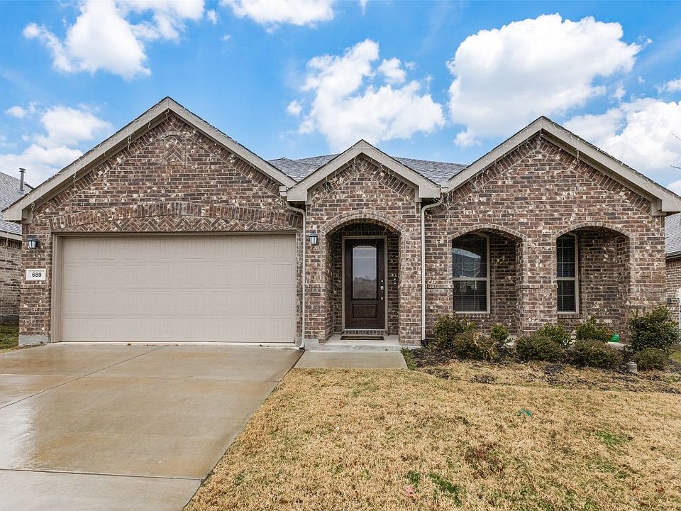 1st image of 689 Farmstead Dr