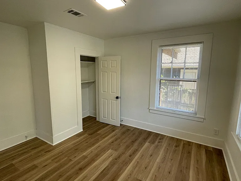 1720 N Grant St — Photo 11