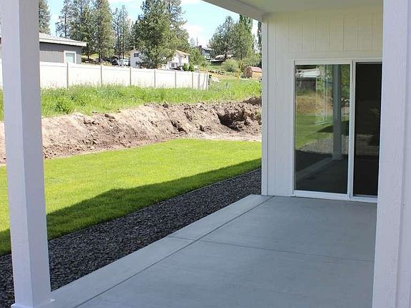 3rd image of 529 S 2nd St