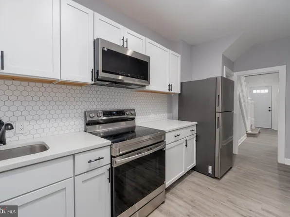 2922 Ridgewood Ave, Baltimore, MD 21215