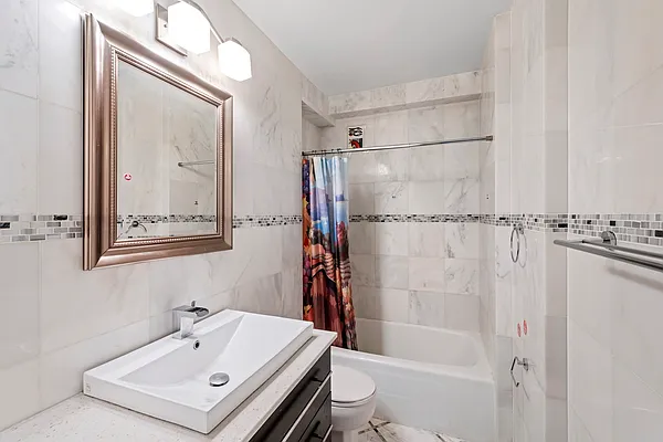 Sold by Ann Ferguson, LLC | media 2