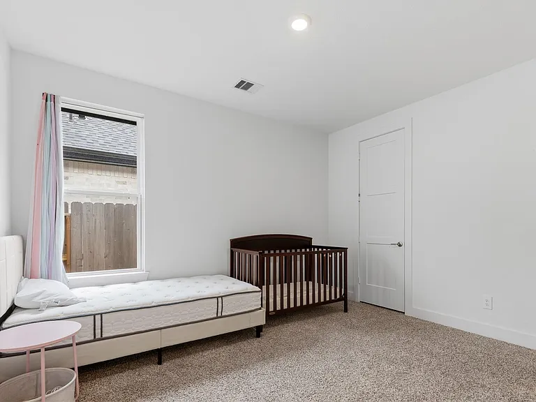 318 Springfield Terrace Dr — Photo 24
