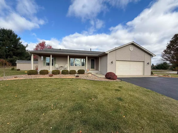 1741 Manchester Way, Gladwin, MI 48624