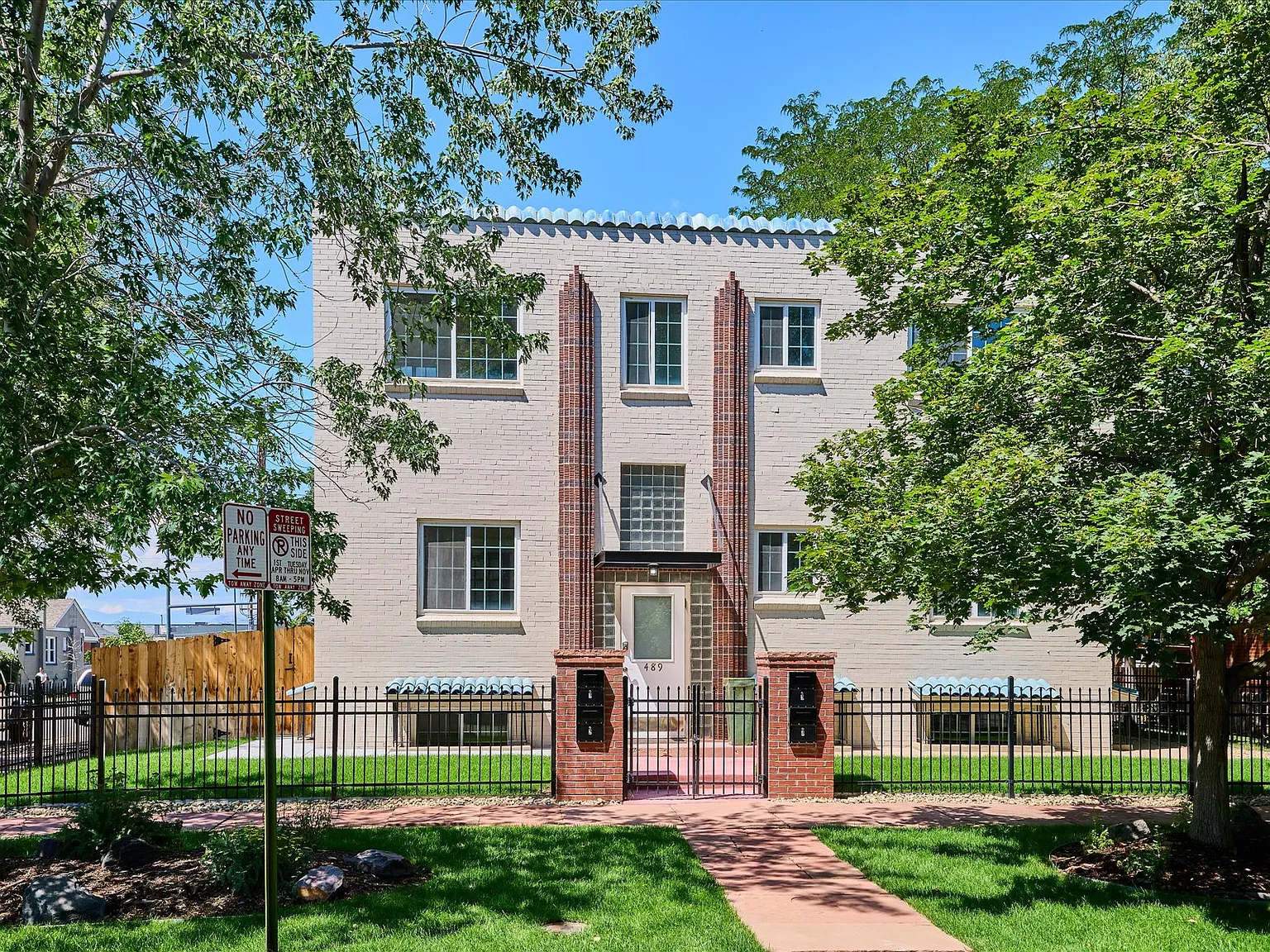 1 bed, 471 sqft, $1,400 — Photo 4