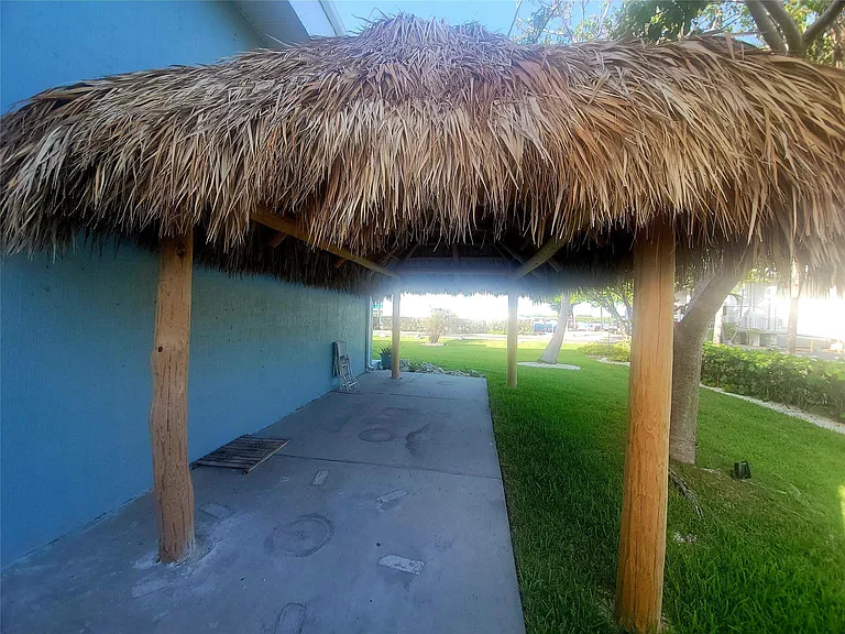 300 Duck Key Dr #6 — Photo 18