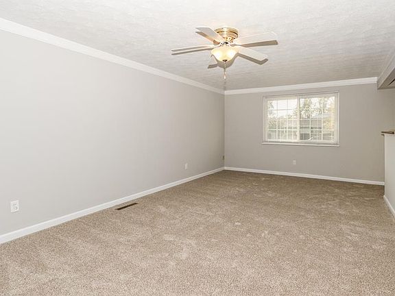 5th image of 1554 Continental Dr