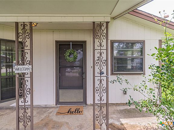 5th image of 217 Melody Ln