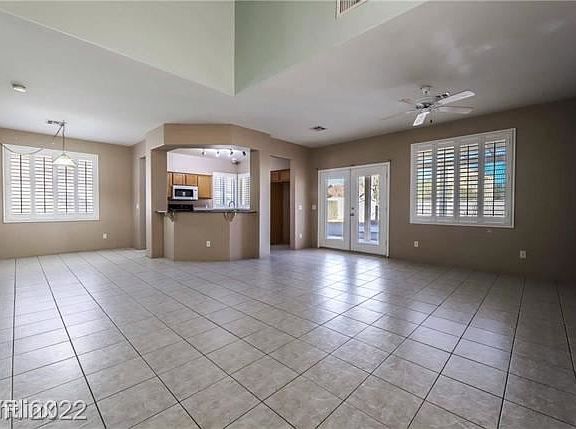 5th image of 8916 Spinning Wheel Ave