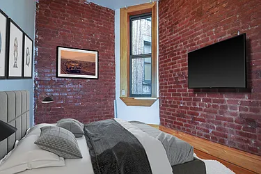 Rented by Bond New York