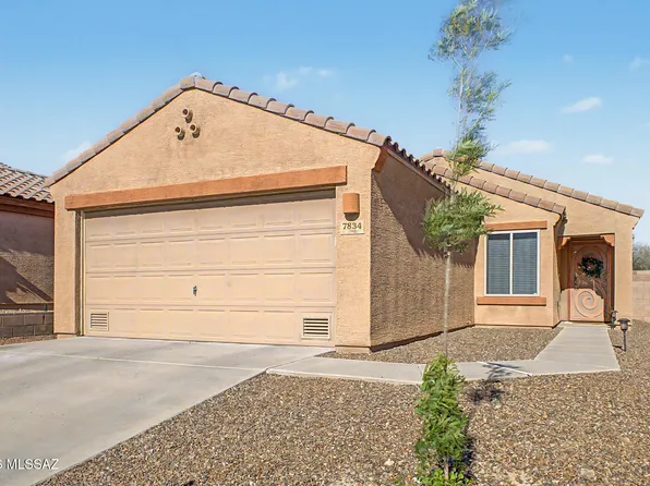 7834 N Jewelflower Dr, Tucson, AZ 85741