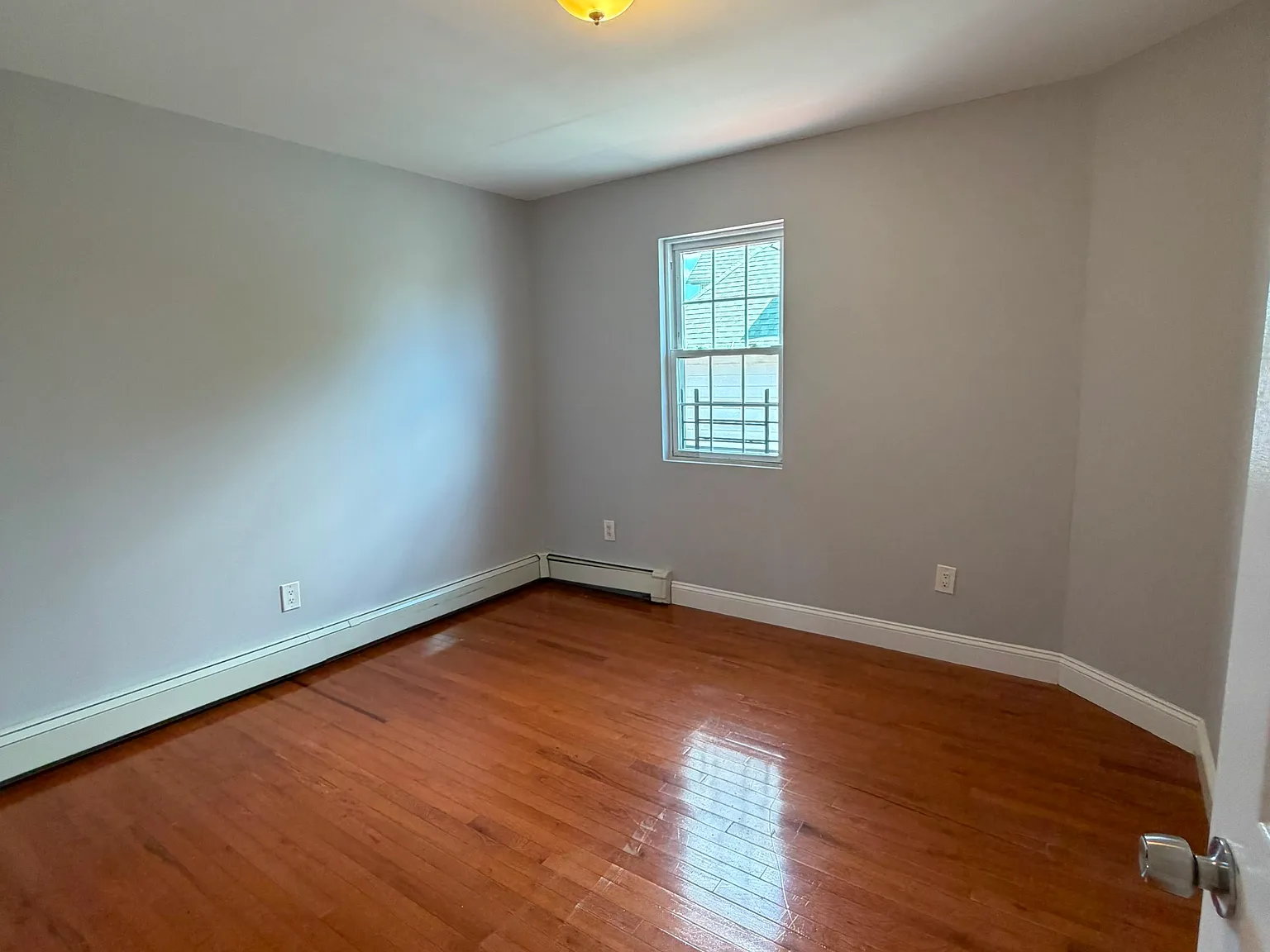 3 bed, $3,454 — Photo 4