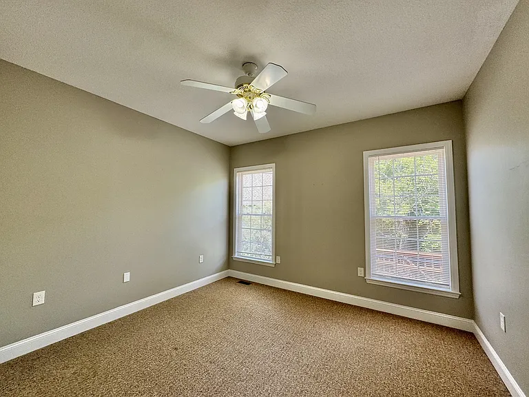 513 Tanasi Cir — Photo 18