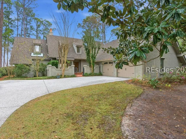 24 China Cockle Ln, Hilton Head Island, SC 29926