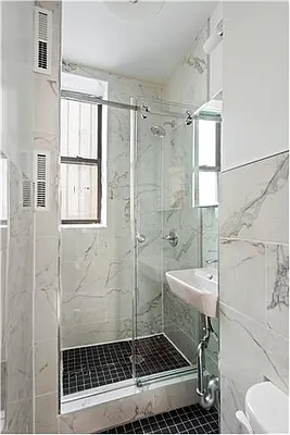 Rented by Weinstein Realty Group | media 30