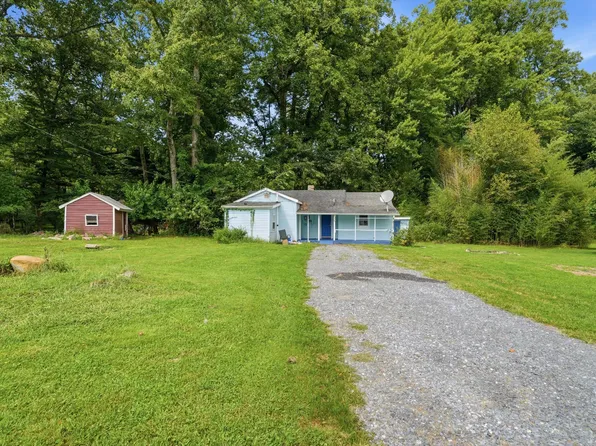 6320 Mountaindale Rd #E, Thurmont, MD 21788