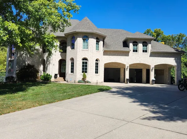 26 Forrests Edge Ct, Indianapolis, IN 46227