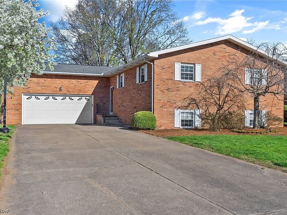 1st image of 806 Seneca Dr
