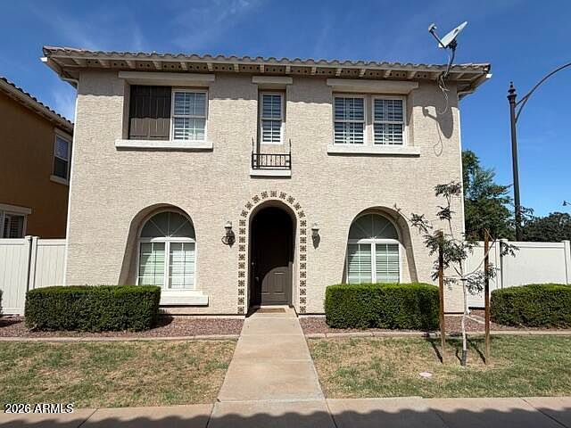 1st image of 825 S Henry Lane