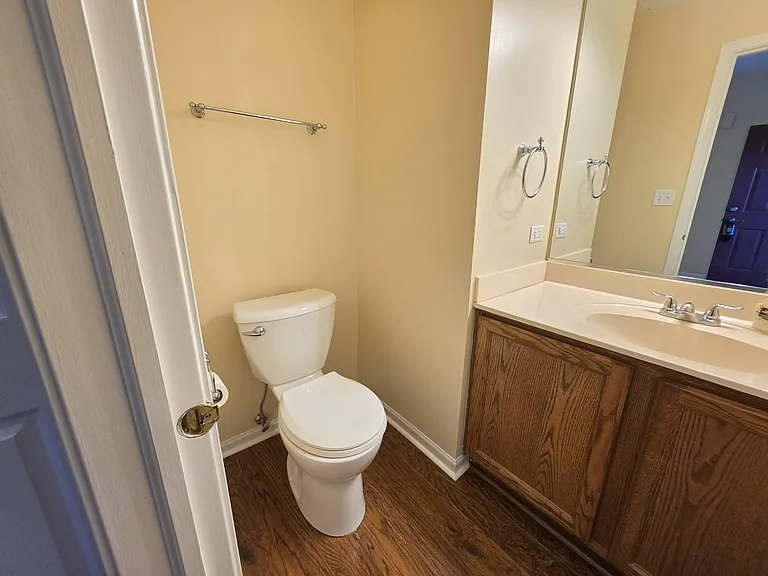 3045 Kentshire Cir — Photo 14