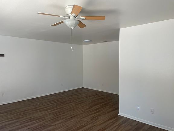 3rd image of 237 Vista Glen Ln #B