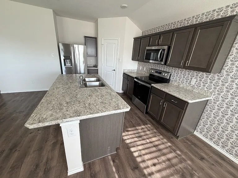 3112 Shorthorn Way — Photo 5