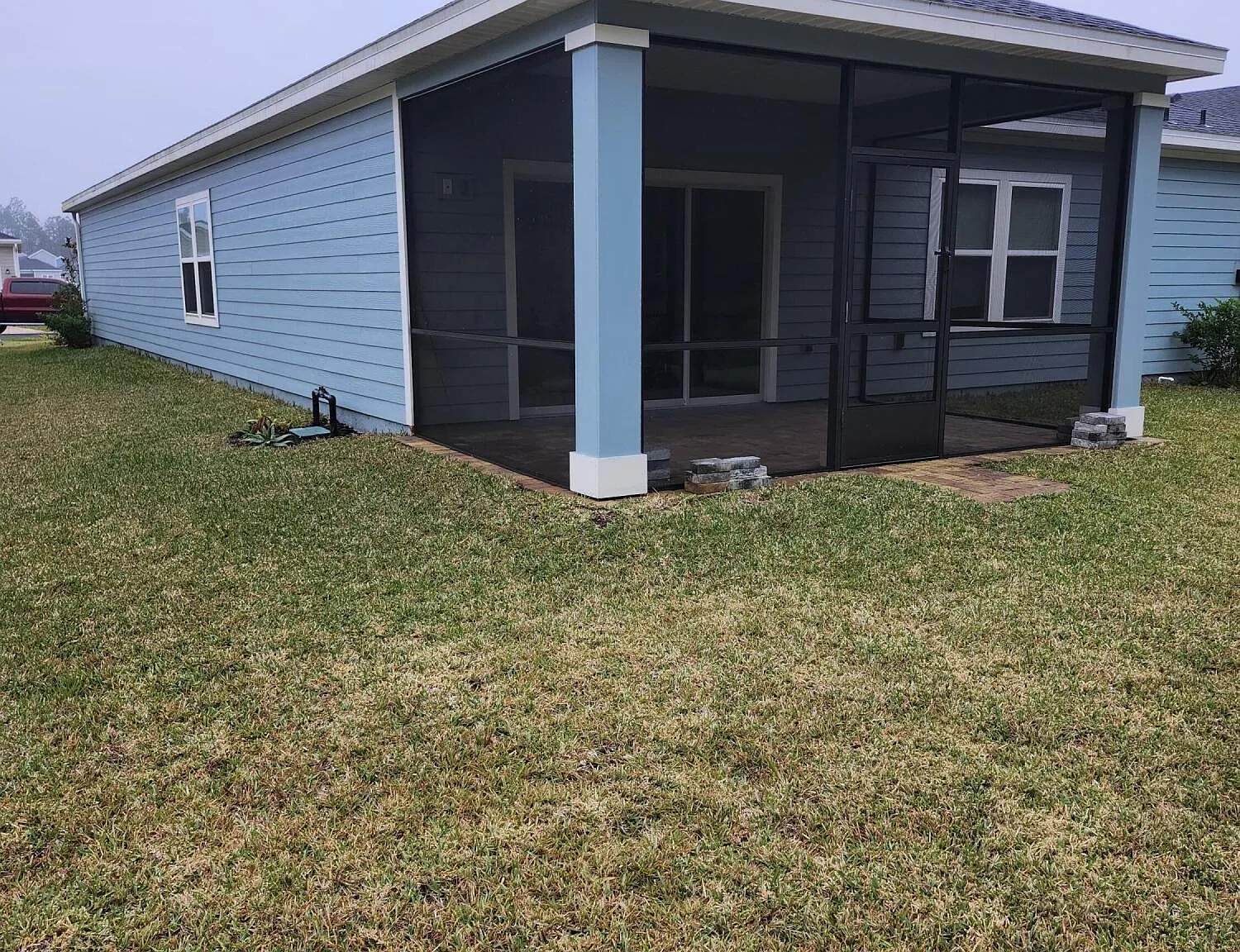 3 bed, 5.0 bath, 2126 sqft, $2,350 — Photo 4