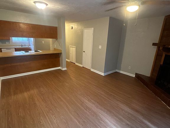 4th image of 1827 Sylvan Ct