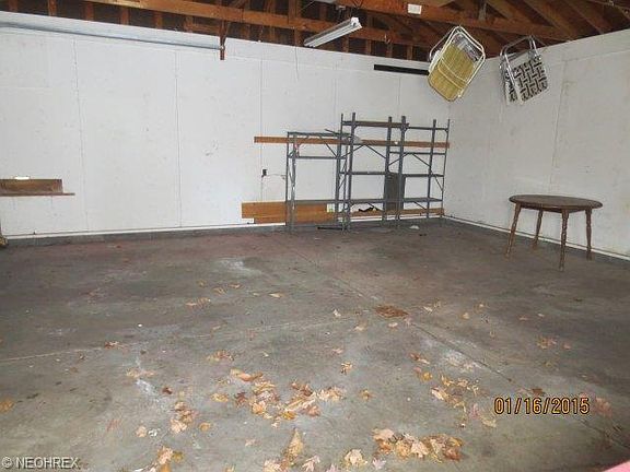 5th image of 4243 Woodmere Dr