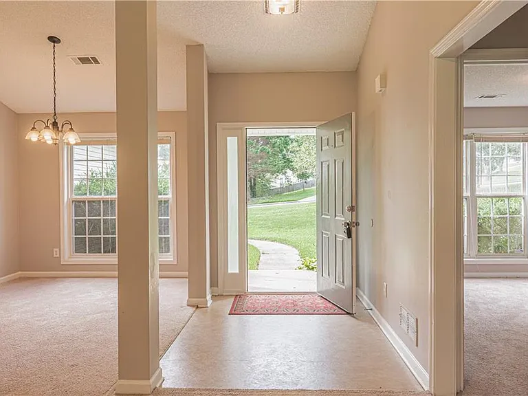 2743 Sam Calvin Dr — Photo 4