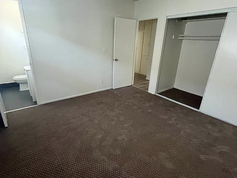 4520 Colbath Ave #9 — Photo 12