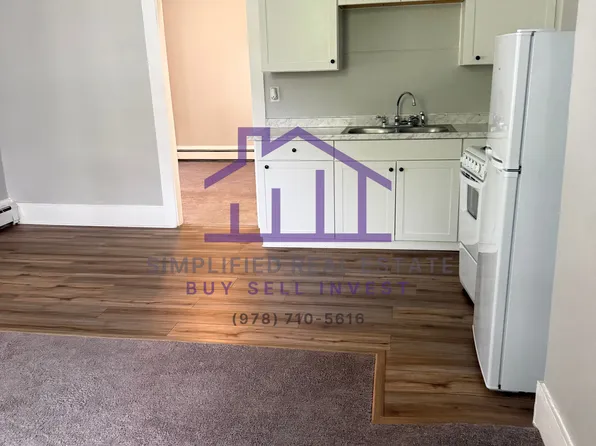 457 Main St #2, Lewiston, ME 04240